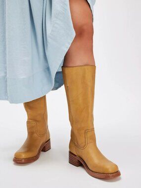 NWOB Frye 14L Banana Campus Boots Pull On Leather Square Toe Tall Boots Size 7.5